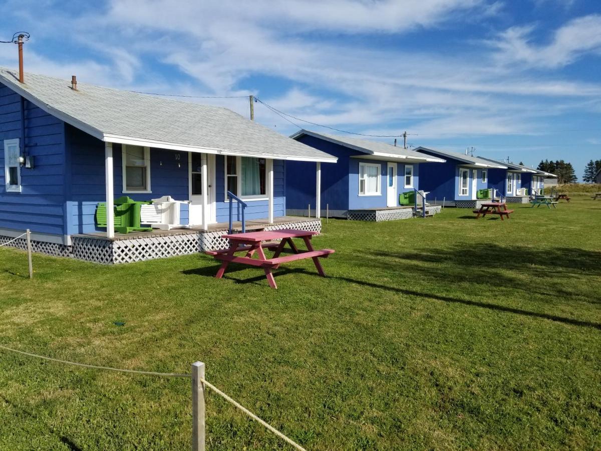 Blue Spruces Cottages Hampton Bagian luar foto